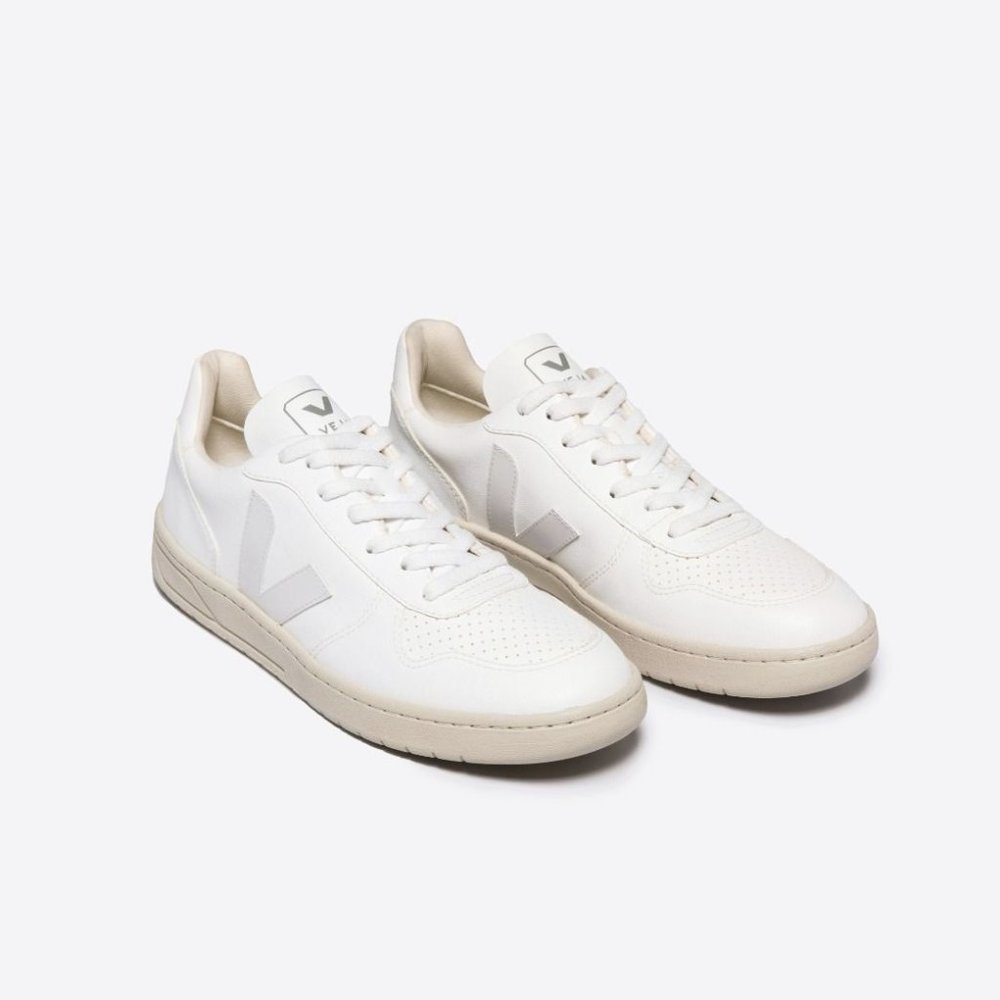 Veja White and Cream Women's Sneakers